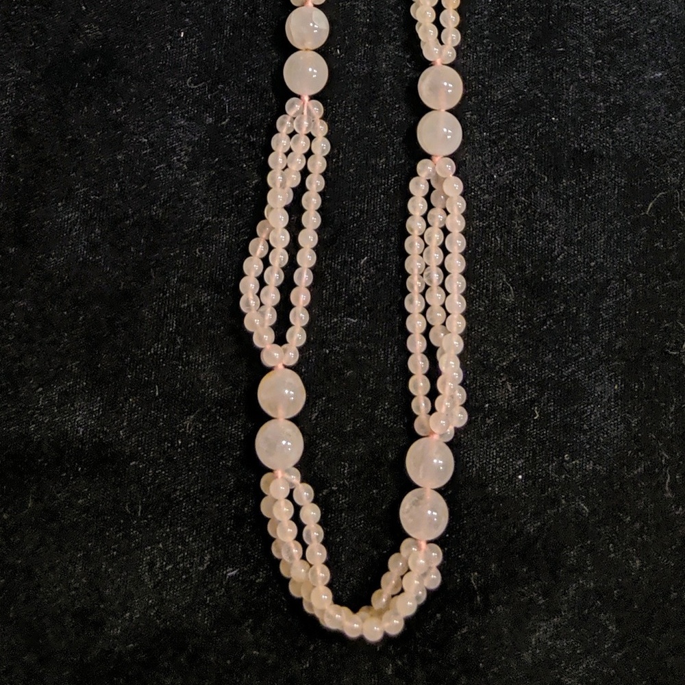 Rose quartz necklace